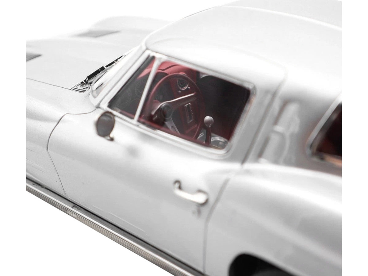 Diecast Collectibles – Creations by Chickadee
