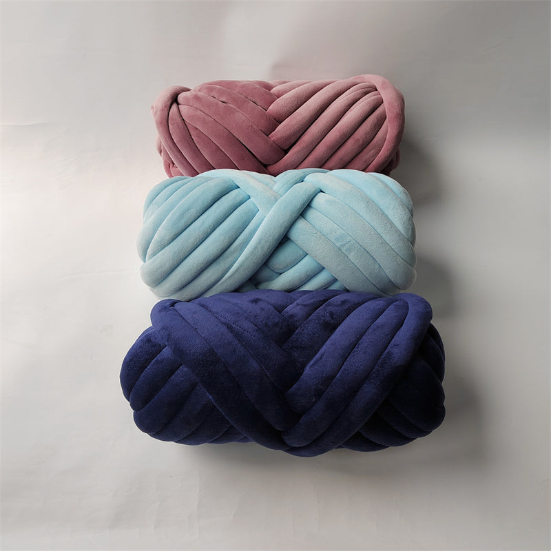 1KG Crystal Fleece Core-Filled Cotton Yarn  / Hand-Knitted Blanket Yarn