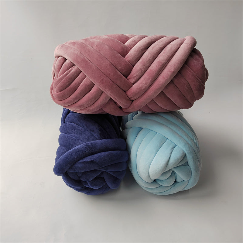 1KG Crystal Fleece Core-Filled Cotton Yarn  / Hand-Knitted Blanket Yarn
