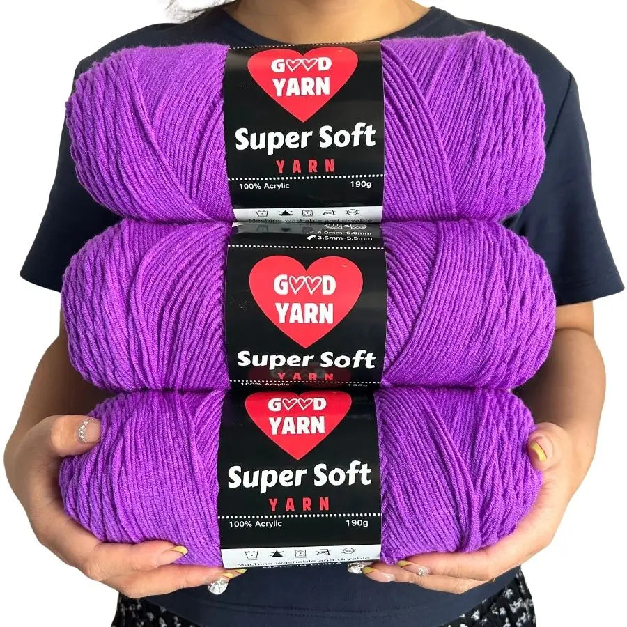 570g 3 Balls Swallow Velvet Yarn Soft Chunky Knitting Yarn for Sweaters Scarves Blankets DIY Crochet Yarn